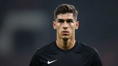 Sturm Graz plant den Transfer des Southampton-Innenverteidigers Joshua Quarshie, einem 22-jährigen Deutsch-Ghanaer mit...
