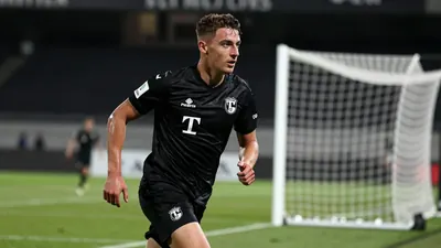 Sturm Graz liegt aktuell mit 8 Punkten auf Platz 4 der Bundesliga und blickt auf ein enges Aufeinandertreffen mit Rapid...